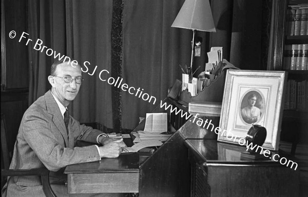 KILLEEN CASTLE   LORD FINGALL AT DESK